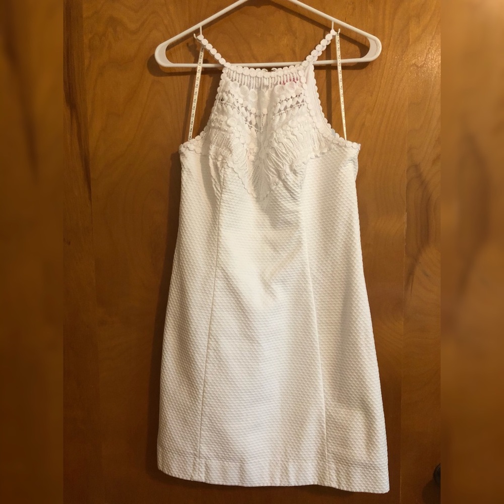 White Lilly shift dress size 4